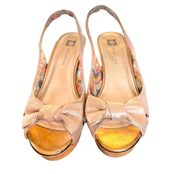 Anne Klein Gold Tone Leather Upper Cork Wedge Open Toe Sandal with Large Bow - Picture 2 of 16